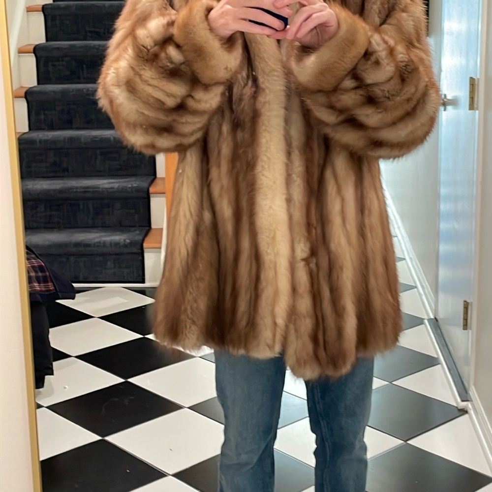 Luxurious Authentic Mink Fur Coat